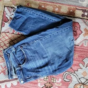 Old Navy distressed crop boyfriend straight Sz 14